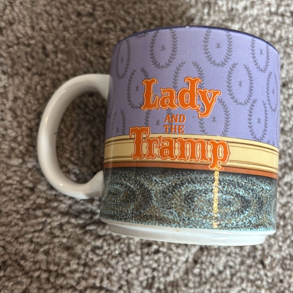 Vintage Disney Store❤ exclusive Lady and the tramp coffee mug - Picture 2 of 3